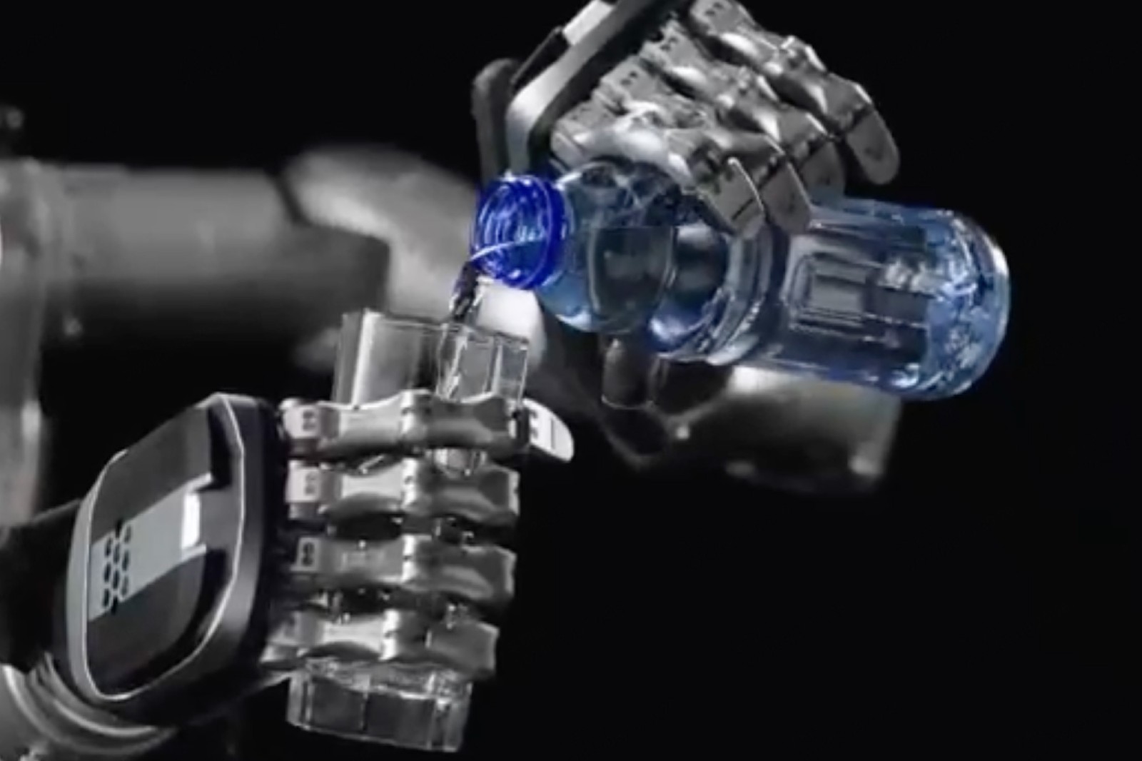 系列解读 | 3044永利集团集团灵巧手家族亮相：高自由度的创新突破