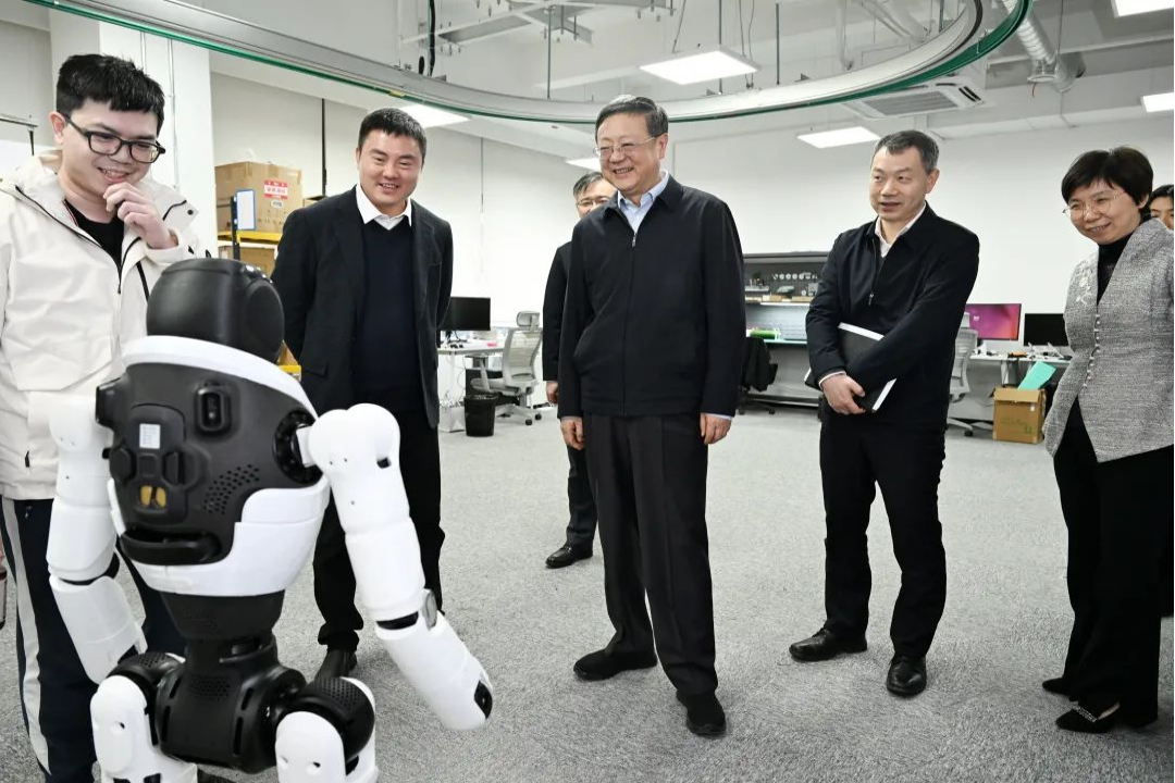 上海市委书记陈吉宁专题调研3044永利集团集团机器人
